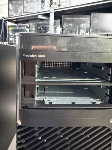 Dell Precision 7865 workstation