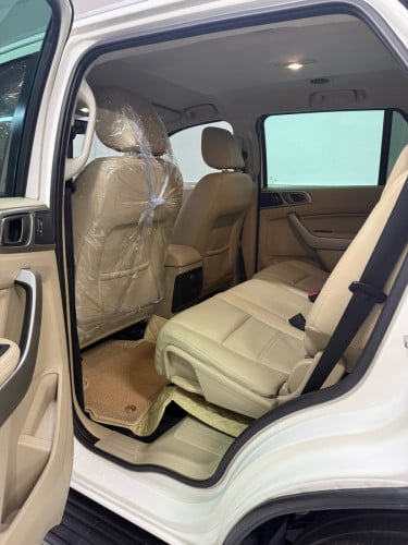 Ford Everest 2021
