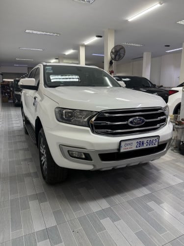 Ford Everest 2021