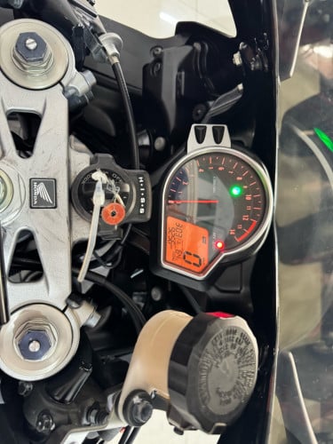 Honda CBR1000RR 2011 full tax paper