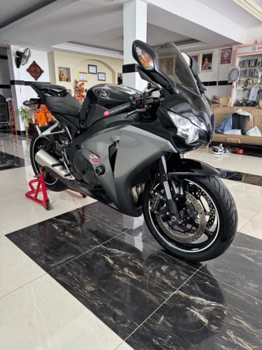 Honda CBR1000RR 2011 full tax paper