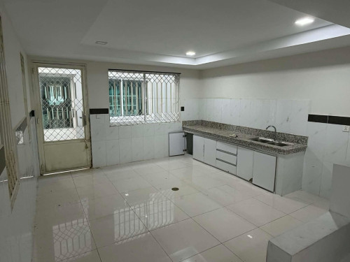 House for rent (good for living)