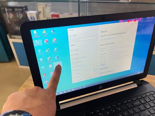 Hp Touch Screen 15 QuardCore A8-7410 l 8G l 256G