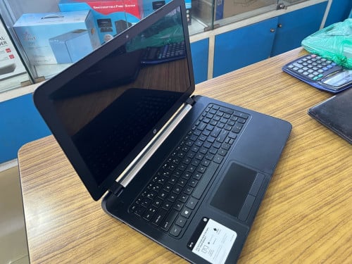 Hp Touch Screen 15 QuardCore A8-7410 l 8G l 256G