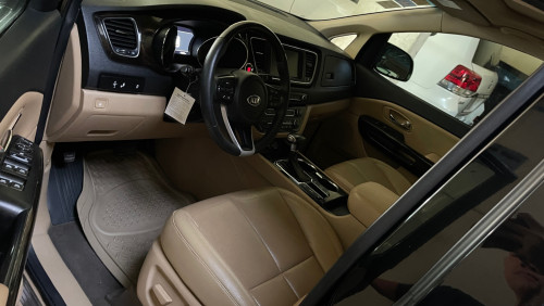 Kia Carnival 2020 first owner buy New Urgent sale!!!