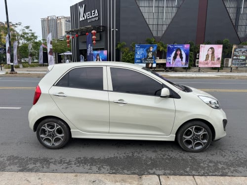 Kia morning 013 full ម្ចាស់ដេីមផ្ទាល់ចង់លក់វិញ