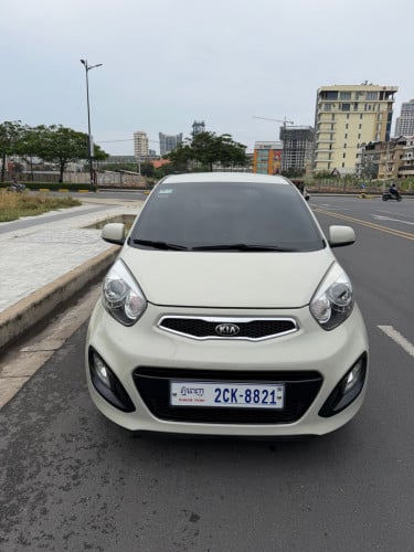 Kia morning 013 full ម្ចាស់ដេីមផ្ទាល់ចង់លក់វិញ