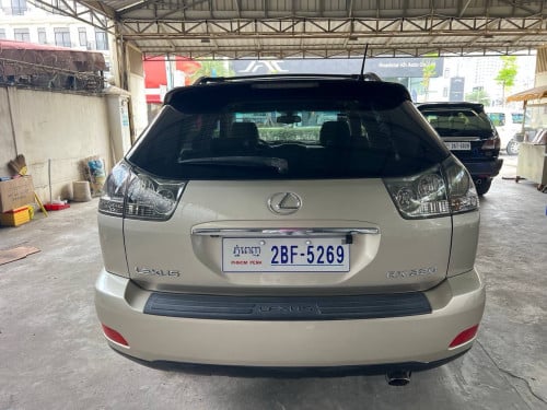 Lexus 2004 Half Full ថ្មីណាស់