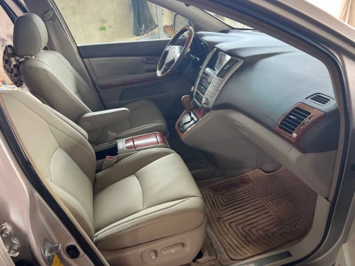Lexus 2004 Half Full ថ្មីណាស់