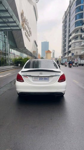 Mercedes C300 បង់រំលោះសុទ្ធ 100%
