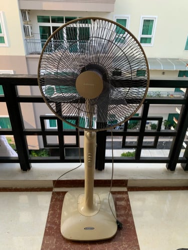 Mitsubishi Fan for sale