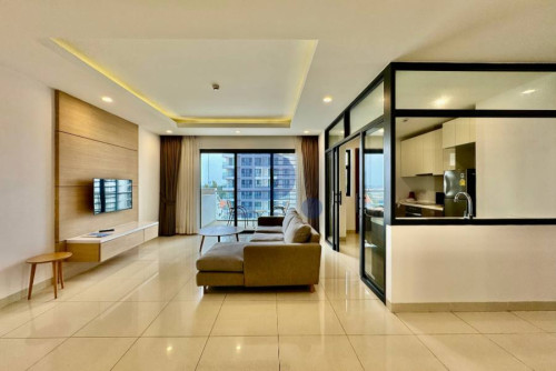 Modern 2 Bedrooms Apartment for RENT near BKK1 with Gym and Pool