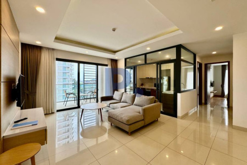 Modern 2 Bedrooms Apartment for RENT near BKK1 with Gym and Pool