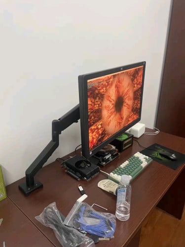 New Monitor Arm