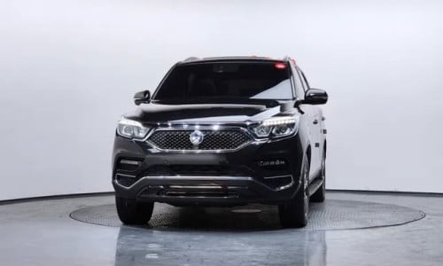 Rexton SUV 2018
