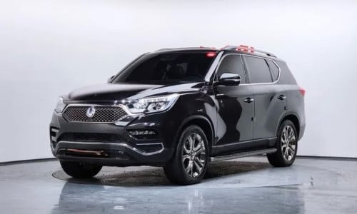 Rexton SUV 2018