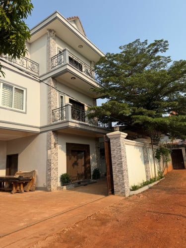 Thida private villa