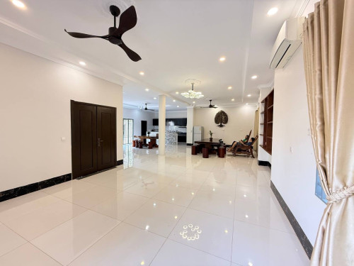 Thida private villa