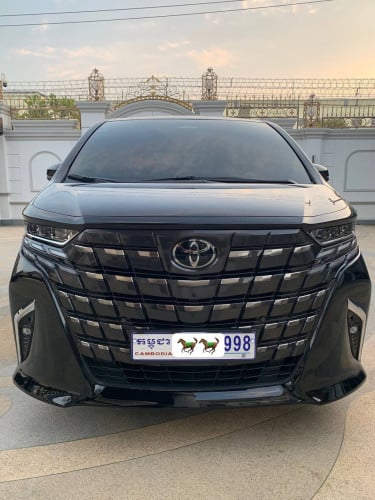 Toyota Alphard 2024
