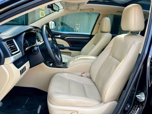 TOYOTA Highlander Limited 2015 7កៅអី