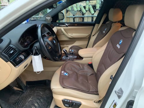 ជួលCar for rent租車Toyota Yaris cross 2024 & BMW X4 2025