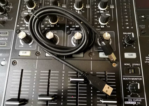 USB សម្រាប់ម៉ាស៊ីន DJ និង Accessories DJ