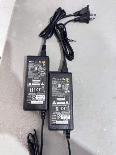 USB សម្រាប់ម៉ាស៊ីន DJ និង Accessories DJ