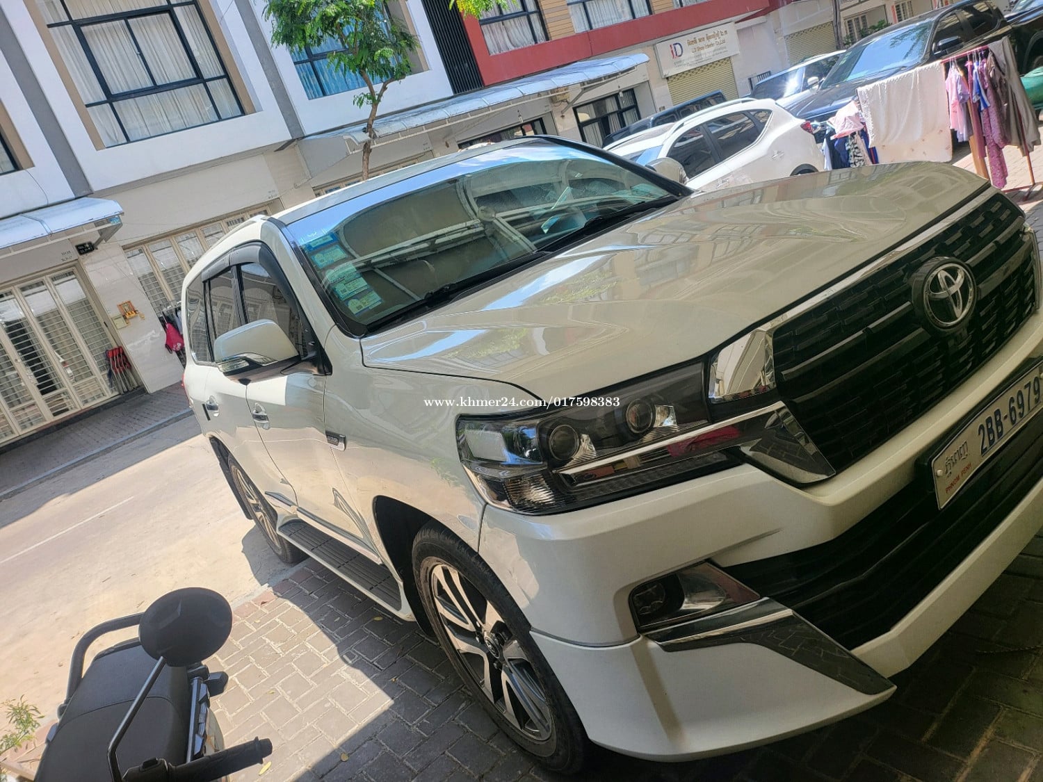Landcruer2010 ឡើង021