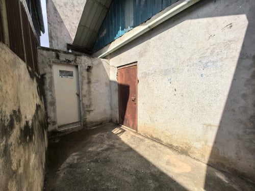 ឃ្លាំងជួល