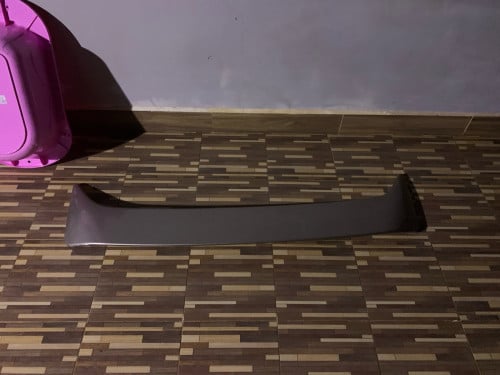 កន្ទុយត្រី ស្ពយលឿ