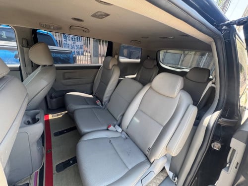 KIA CARNIVAL ឆ្នាំ2016 ឡានថ្មីស្អាត 18500$ចចារ