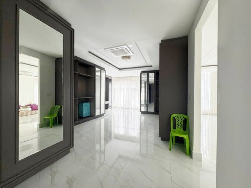 វីឡាឃ្វីនជួល​ បុរីប៉េងហួត​ផ្លូវ60m | Queen Villa For Rent Borey Penghuoth St 60m