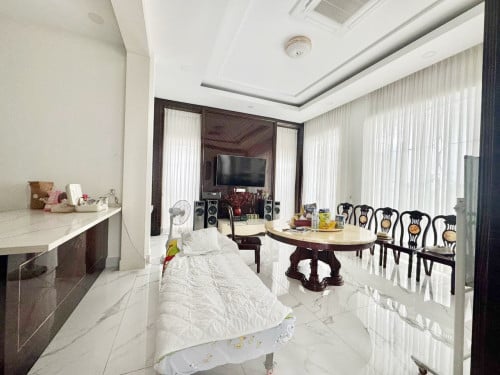 វីឡាឃ្វីនជួល​ បុរីប៉េងហួត​ផ្លូវ60m | Queen Villa For Rent Borey Penghuoth St 60m