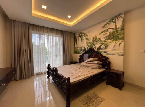 វីឡាឃ្វីនសម្រាប់ជួល 📍បុរីប៉េងហួត 60m (សម្ភារៈពេញ)