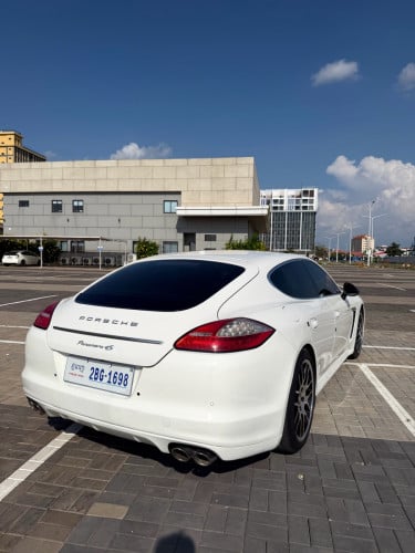 2012 Porsche 4S Panamera full