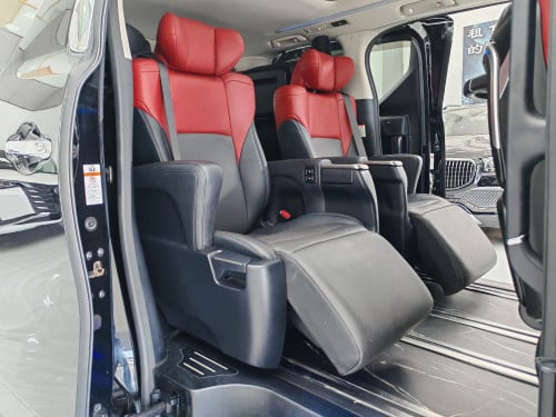 2015 丰田埃尔法  7座 ( Alphard 2015)