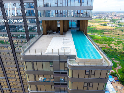 4 Bedroom Duplex Vue Aston Condo