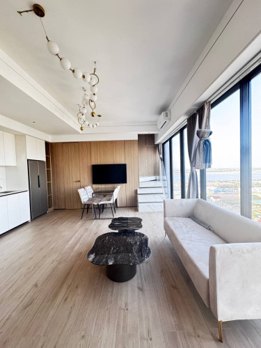 Brand New 2 Bedroom Duplex Vue Aston