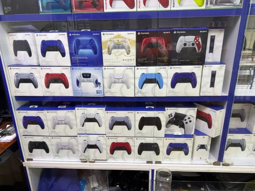DualSense wireless controller PS5