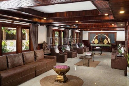 Grand Hotel For Rent In Siem Reap / អូតែលជួលក្នុងក្រុងសៀមរាប
