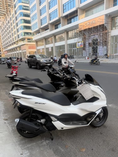 Honda PCX 2023  Japan ម៉ូតូ 100គីឡូជាង
