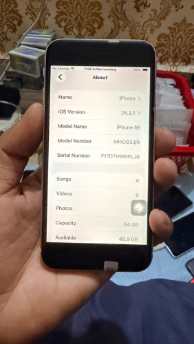 iPhone SE2 64GB សាណុំហ្សុីនទាំងអស់✅តួរស្អាតខ្ចី99%