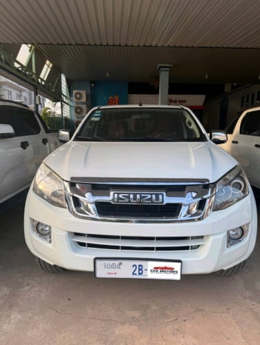 ISUZU D-MAX 2013