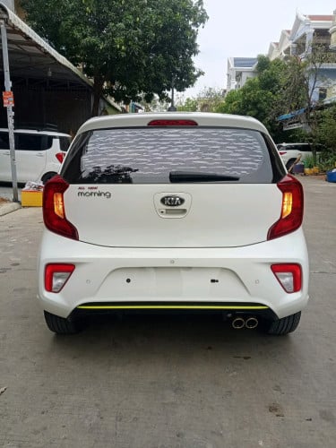 Kia morning 017 GT-line full options ខ្ចីញេញ