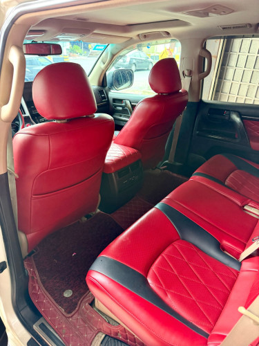 Landcruiser 2011ឡើង21 ខួប60 Fulloption ស្ពិចអារ៉ាប់
