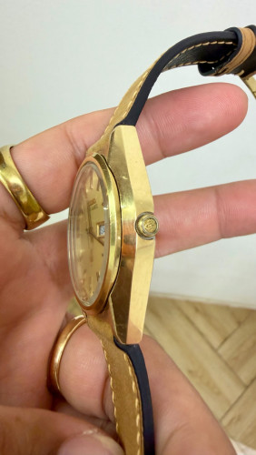 Original Ultra Rare Vintage SEIKO GRAND Quartz Cap-Gold Yellow Gold Dial Day-Date JDM 1978 - Con 90%
