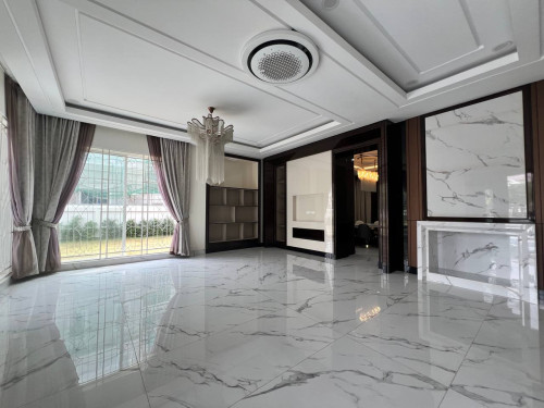 Queen Villa for Rent in Borey Penghouth Boeung Snor