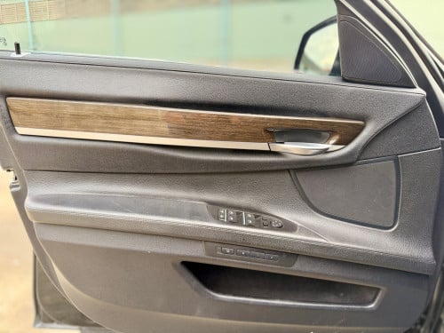 sell bmw 7series 2012 upgrade 2021តួវែង