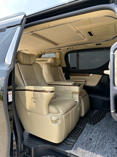 TOYOTA ALPHARD 51000$ ចរចារ