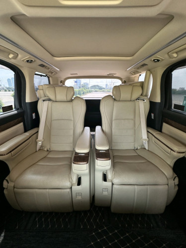 TOYOTA ALPHARD 51000$ ចរចារ
